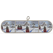 Load image into Gallery viewer, Two marmots on skis in Gressoney double oven glove